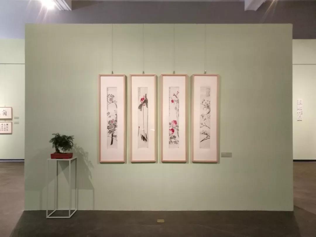 省博物院举办“兰风梅骨——梅墨生捐赠书画作品展”